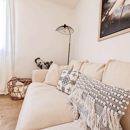Apartamento Parenthese Entre Pic Saint Loup Et Vignes - Meuble De Tourisme 3 Etoiles Les Matelles Exterior foto